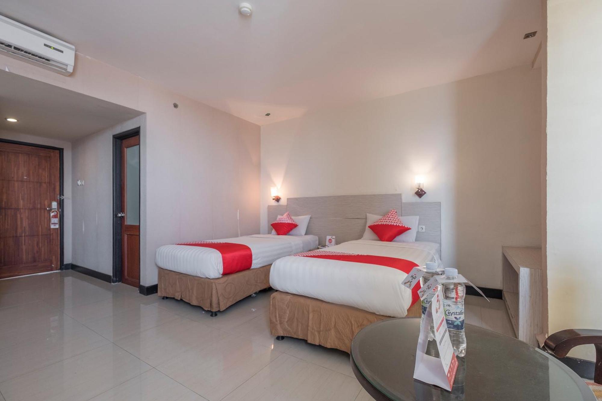 Oyo 1081 Allson City Hotel Macáçar Exterior foto
